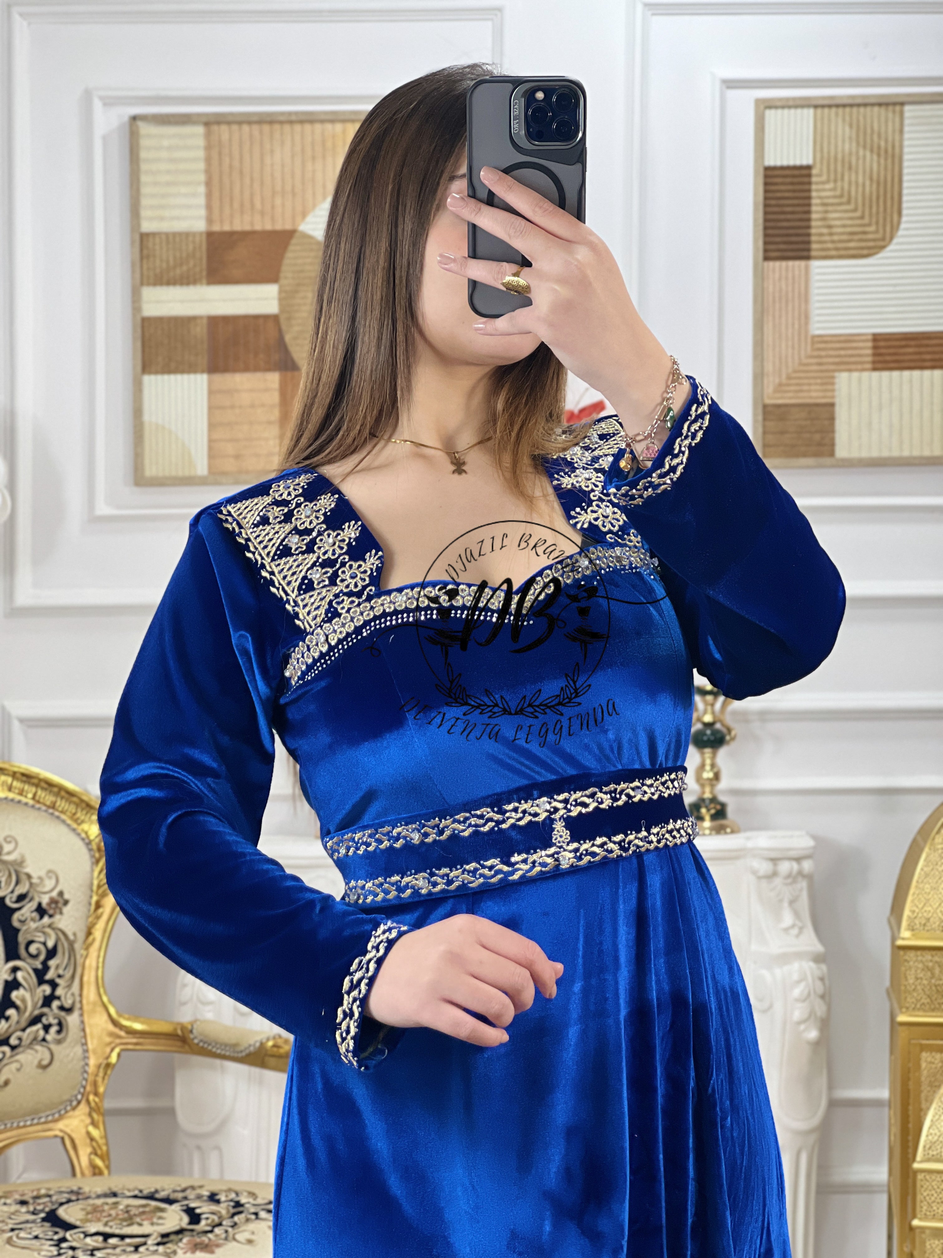 Robe Razane