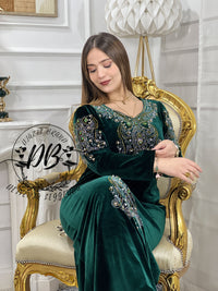 ROBE PEONY