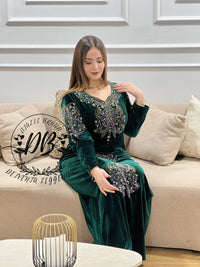 ROBE PEONY