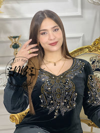 ROBE PEONY