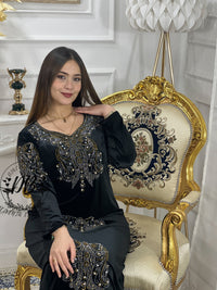 ROBE PEONY