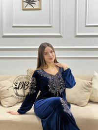 ROBE PEONY