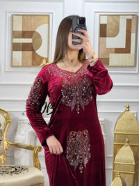ROBE PEONY