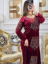 ROBE PEONY