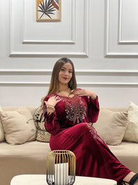 ROBE PEONY