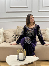ROBE PEONY