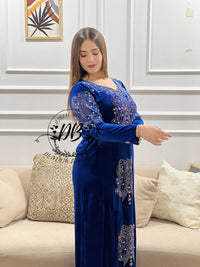 ROBE PEONY
