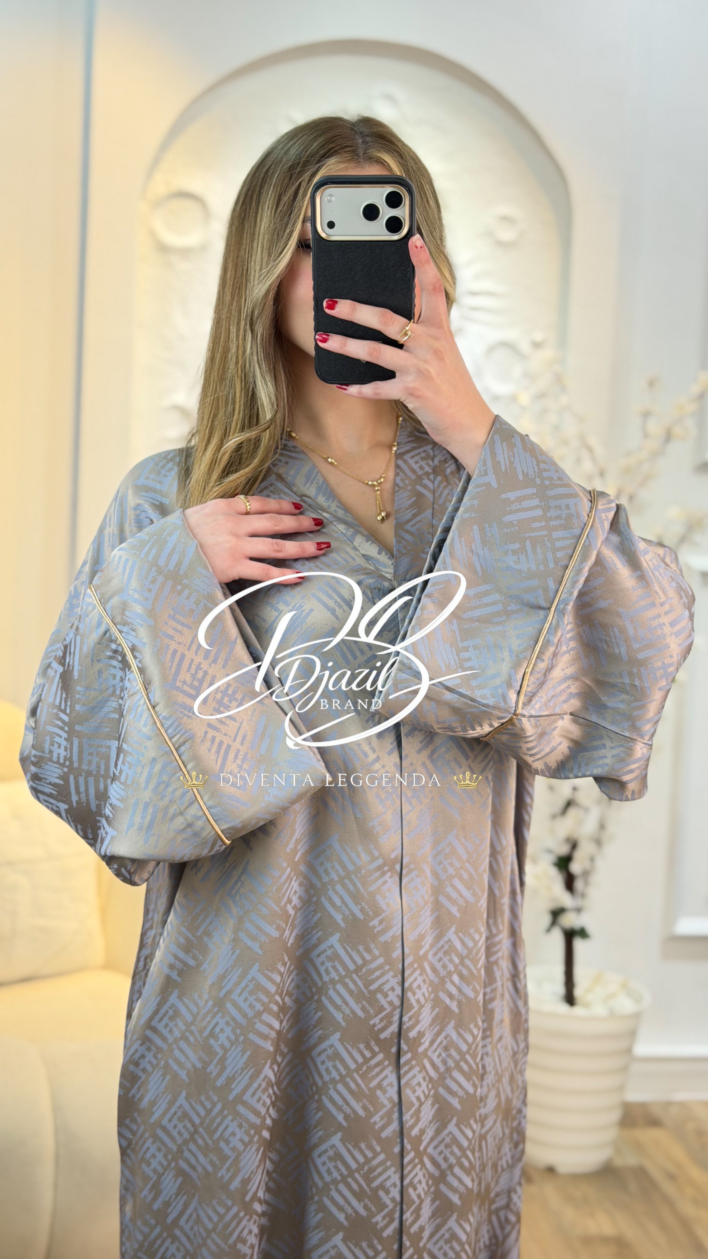 Robe Magnilia